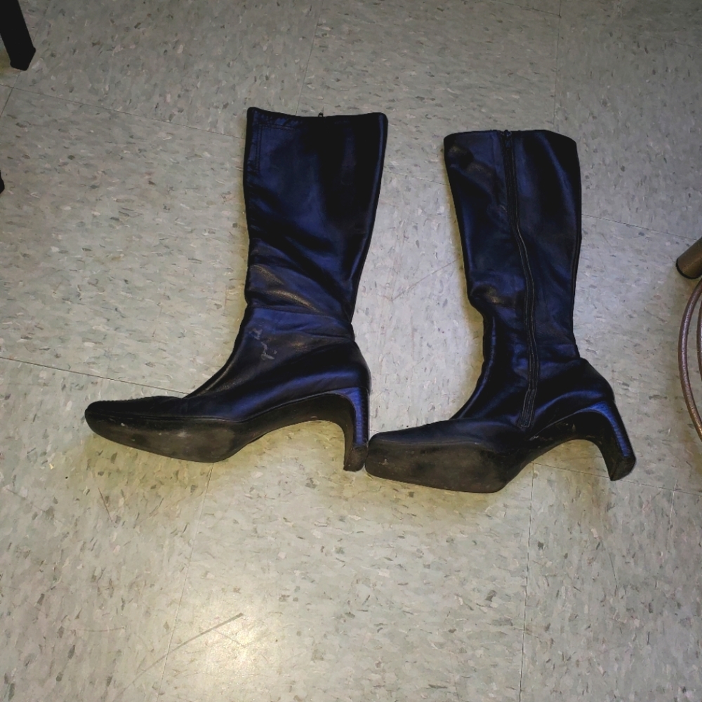 2 pairs of Vintage boots